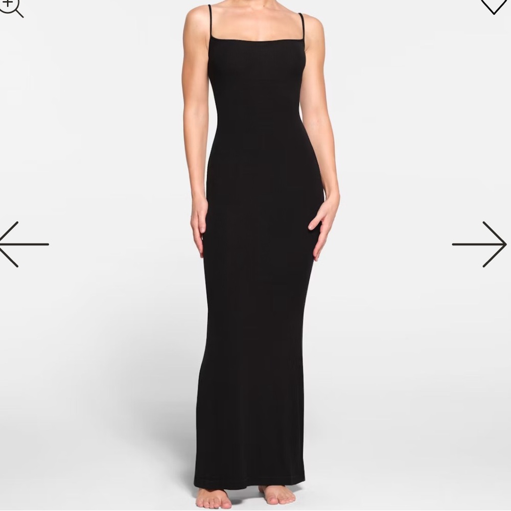 Elegant Black Evening Gown